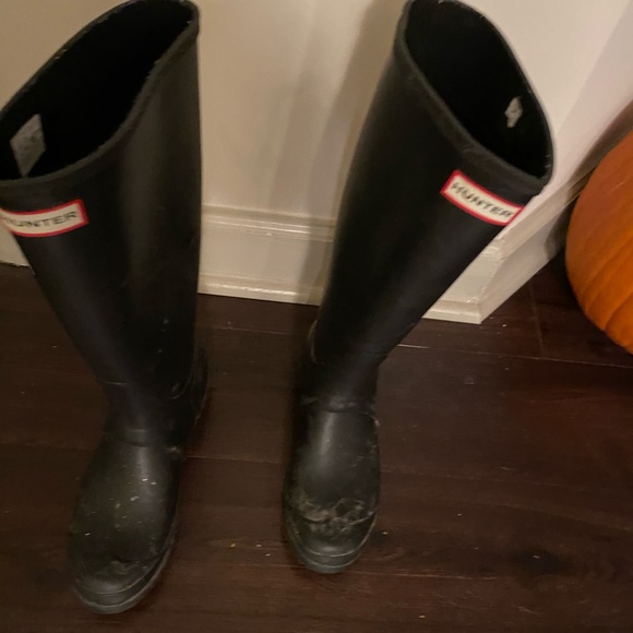 Black Hunter Rain Boots- gently used - Picture 3 of 4
